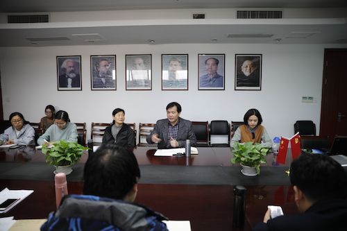 9d9025f5f2433ca81b934fa2c6b50bc