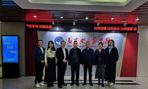 国产自拍要闻
7